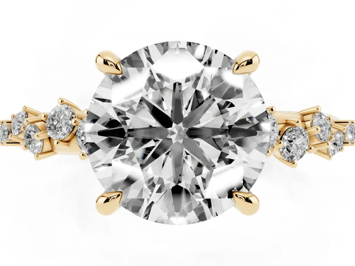 Round Cut Cut Diamond Vine Band with Four-Prong Setting Yellow gold