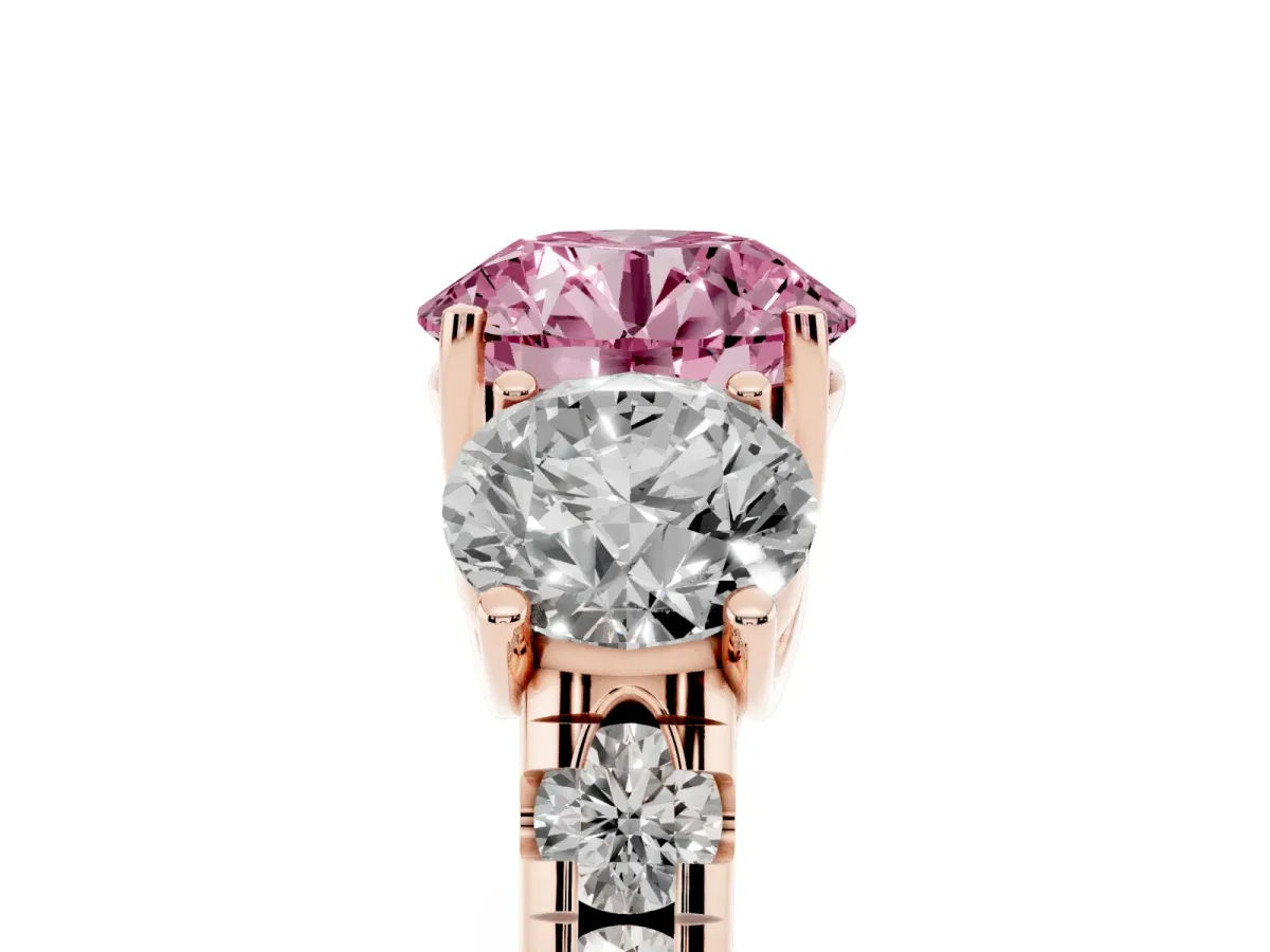 Fancy Pink Three-Stone Round Cut Diamond Pavé Band with Prong Setting Rose gold
