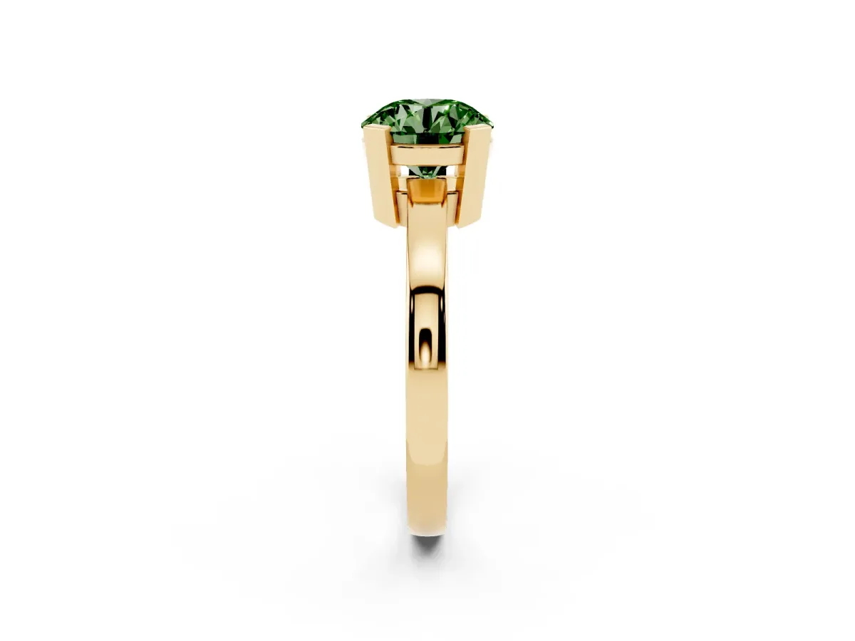 Fancy Green Round Cut Cut Solitaire Ring with Four-Prong Setting and Classic Band Yellow gold