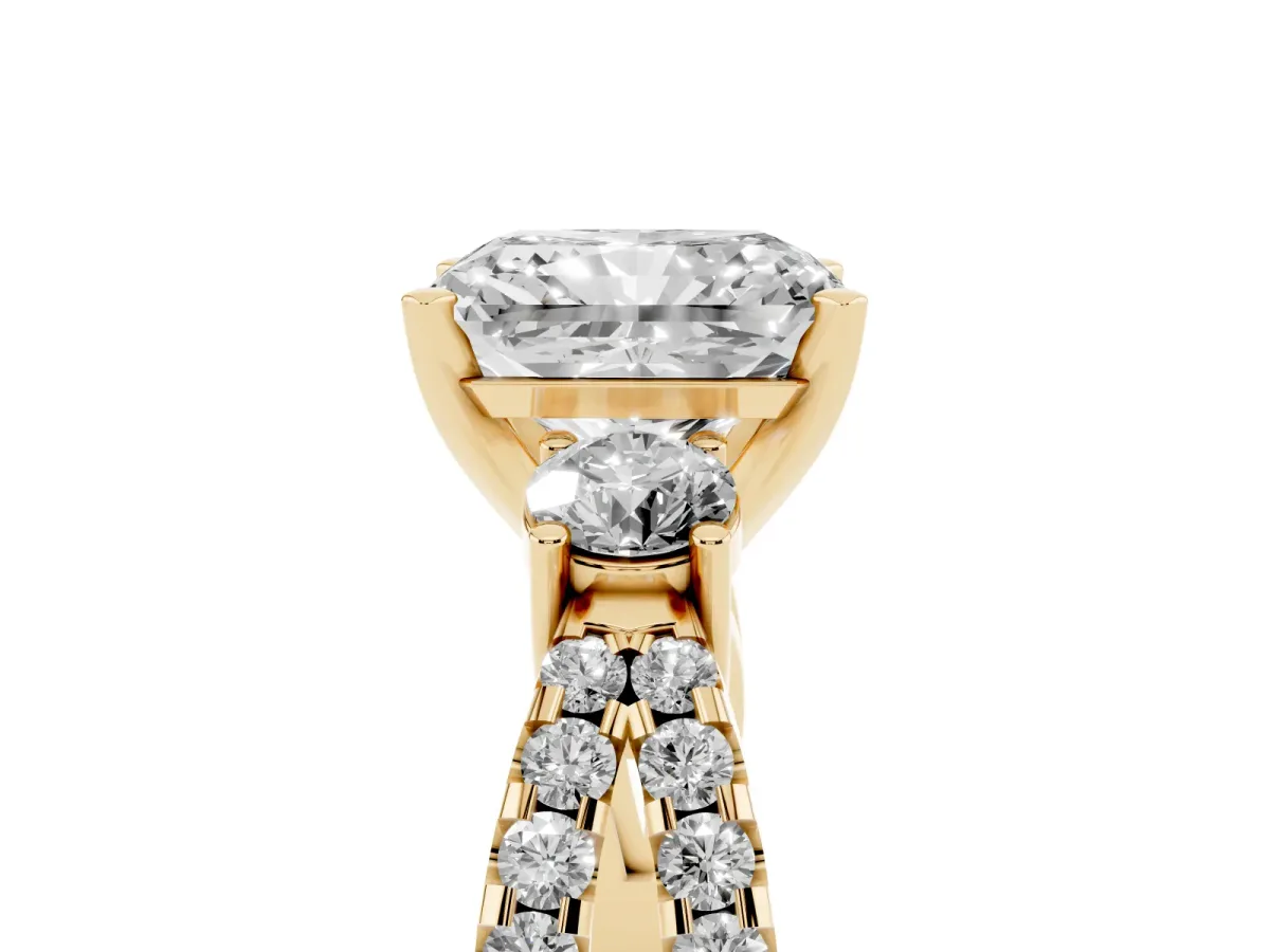 Radiant Cut Diamond Three-Stone Ring with Pavé Split Shank and Four-Prong Setting Yellow gold