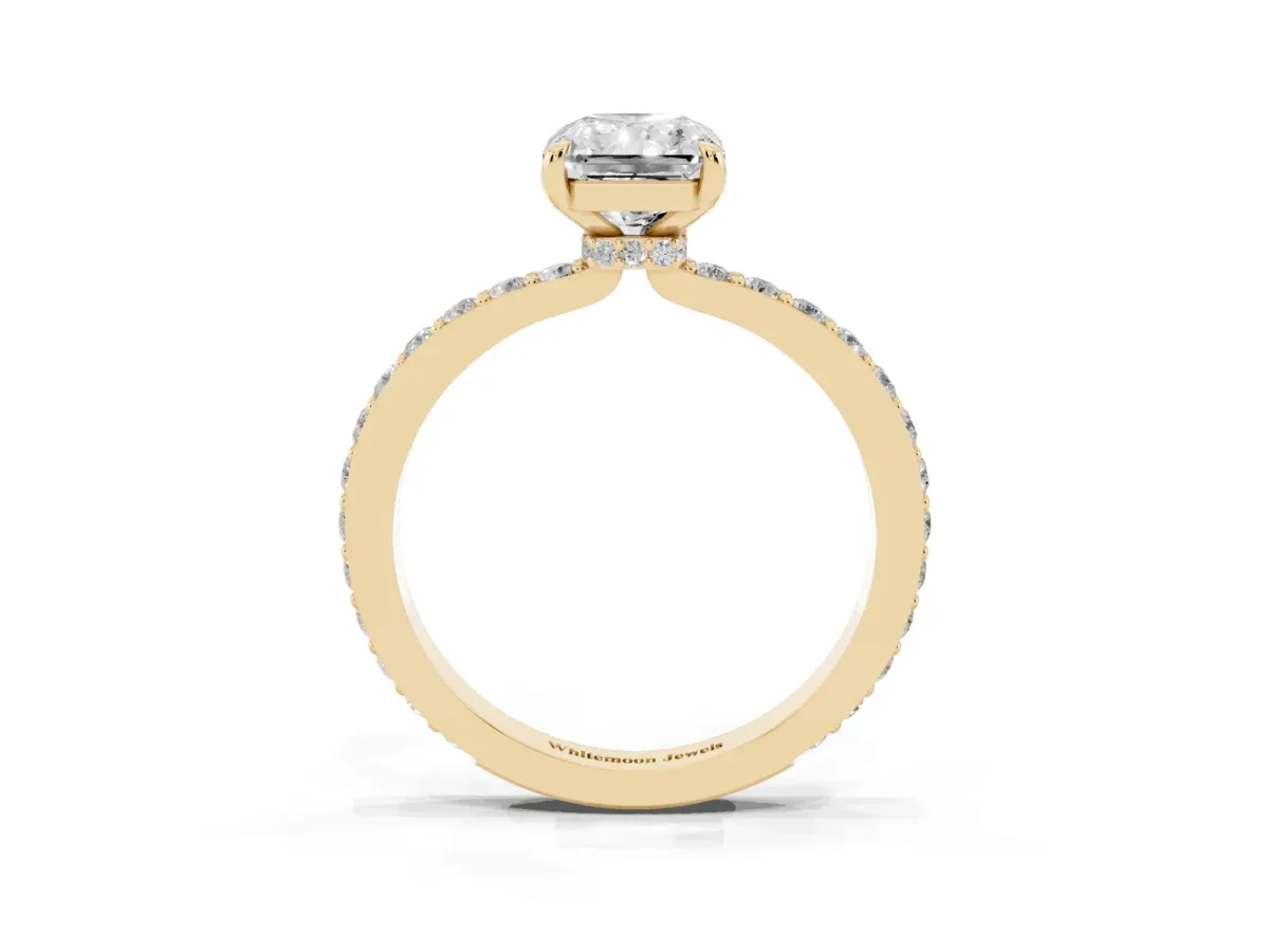 Radiant Cut Diamond Pavé Engagement Ring with Round Accents and Prong Setting Yellow gold