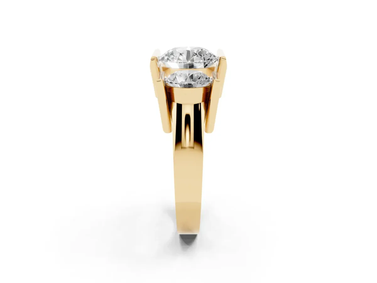 Three Stone Round Cut Cut Channel Set Diamond Ring Yellow gold