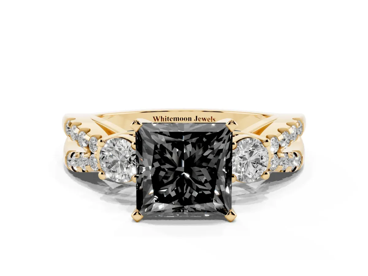 Fancy Black Princess Cut Diamond Three-Stone Ring with Pavé Split Shank and Four-Prong Setting Yellow gold