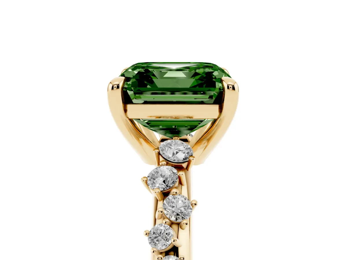 Fancy Green Asscher Cut Cut Diamond Vine Band with Four-Prong Setting Yellow gold