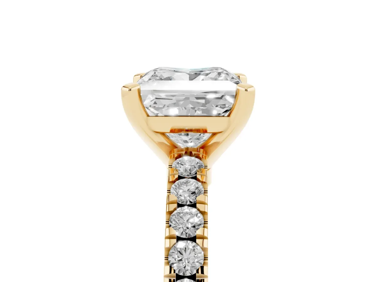 Princess Cut Solitaire Diamond with Pavé Band and Four-Prong Setting Yellow gold