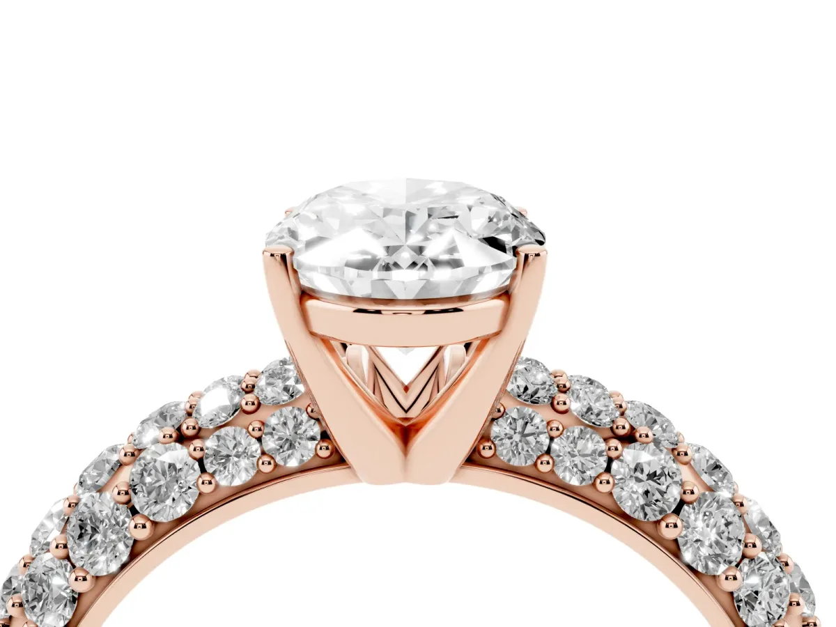 Oval Cut Diamond Pavé Band Solitaire Ring with Four-Prong Setting Rose gold