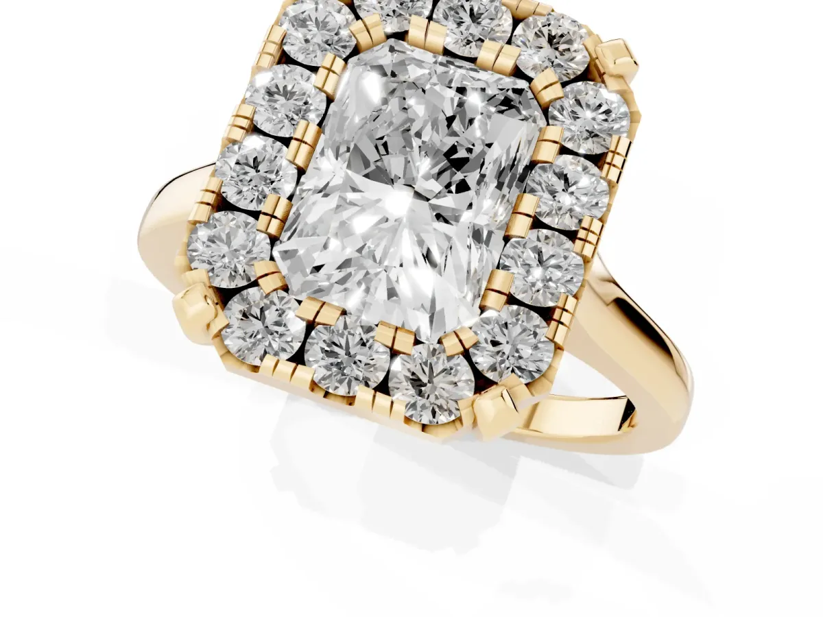 Radiant Cut Diamond Cluster Halo Solitaire with Four-Prong Setting Yellow gold