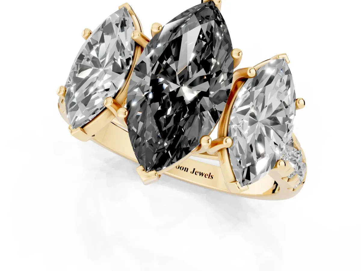 Fancy Black Three-Stone Marquise Cut Diamond Pavé Band with Prong Setting Yellow gold
