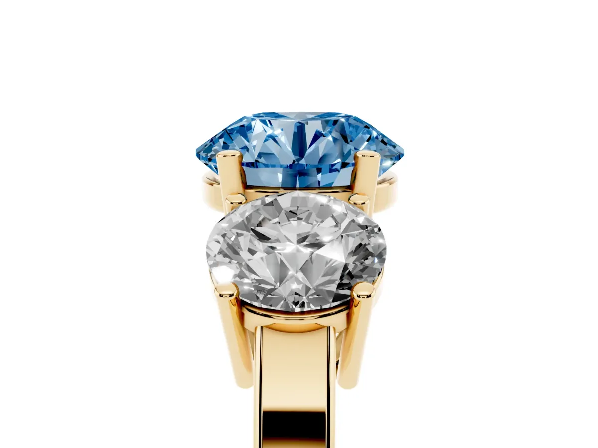 Fancy Blue Three-Stone Round Cut Cut Diamond Engagement Ring with Flat Band and Four-Prong Setting Yellow gold