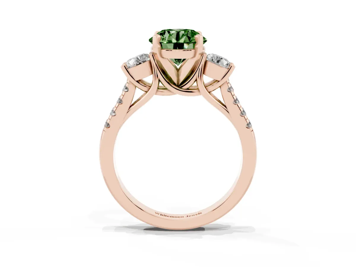 Fancy Green Three-Stone Round Cut Diamond Pavé Band with Four-Prong Setting Rose gold