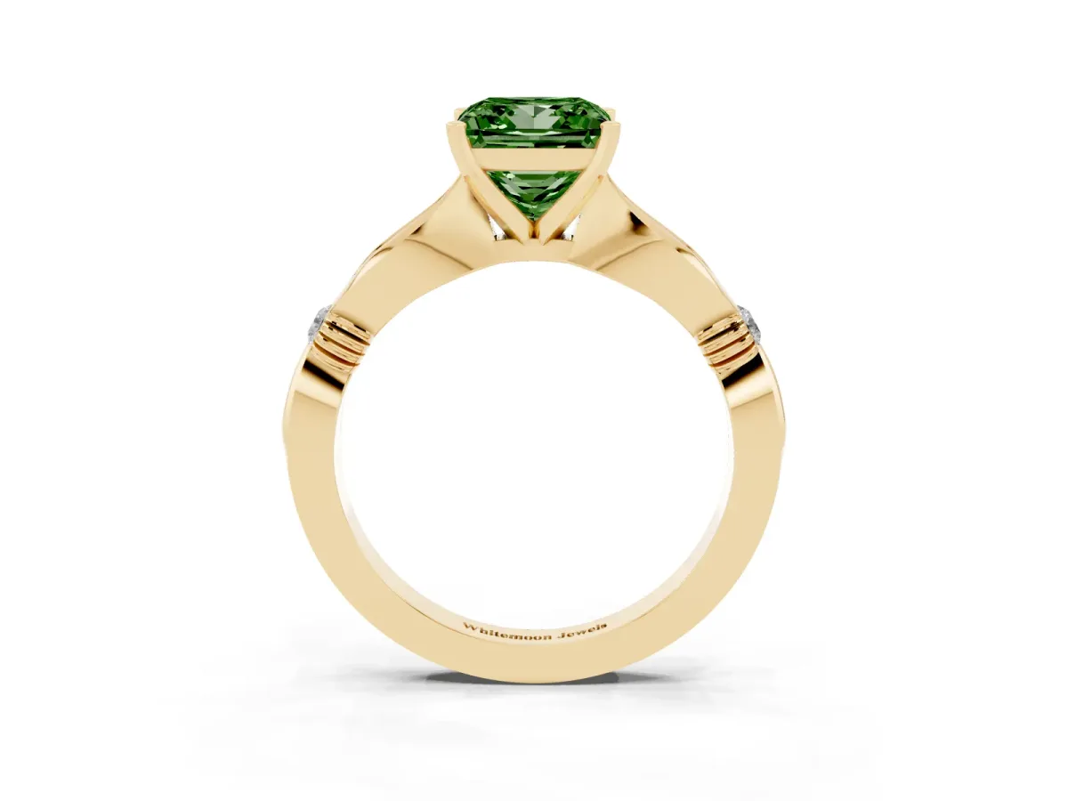 Fancy Green Princess Cut Solitaire Diamond Twisted Band with Four-Prong Setting Yellow gold