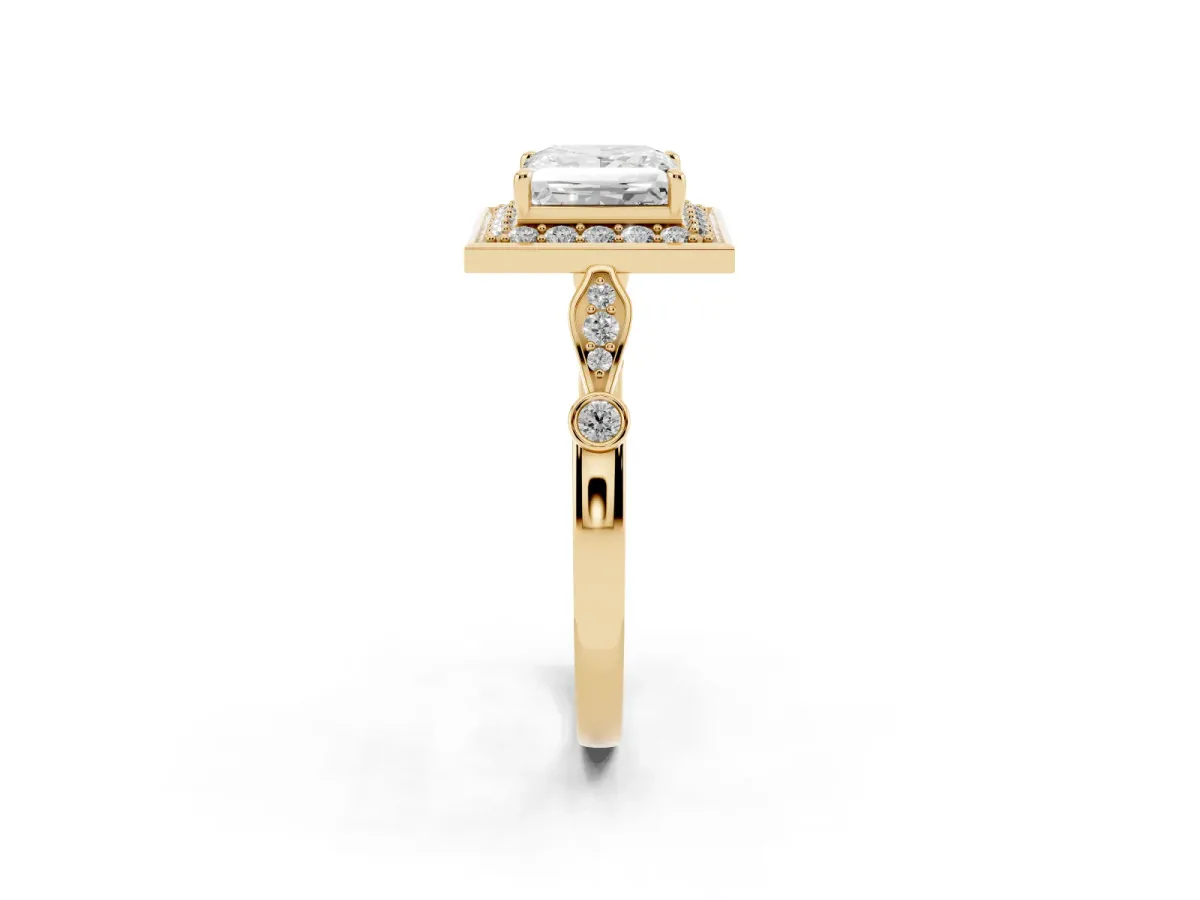 Princess Cut Halo Diamond Engagement Ring with Twisted Band and Four-Prong Setting Yellow gold