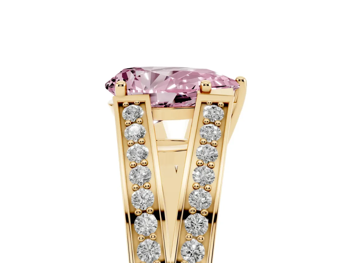 Fancy Pink Pear Cut Diamond Split Shank Ring with Pavé Band and Four-Prong Setting Yellow gold