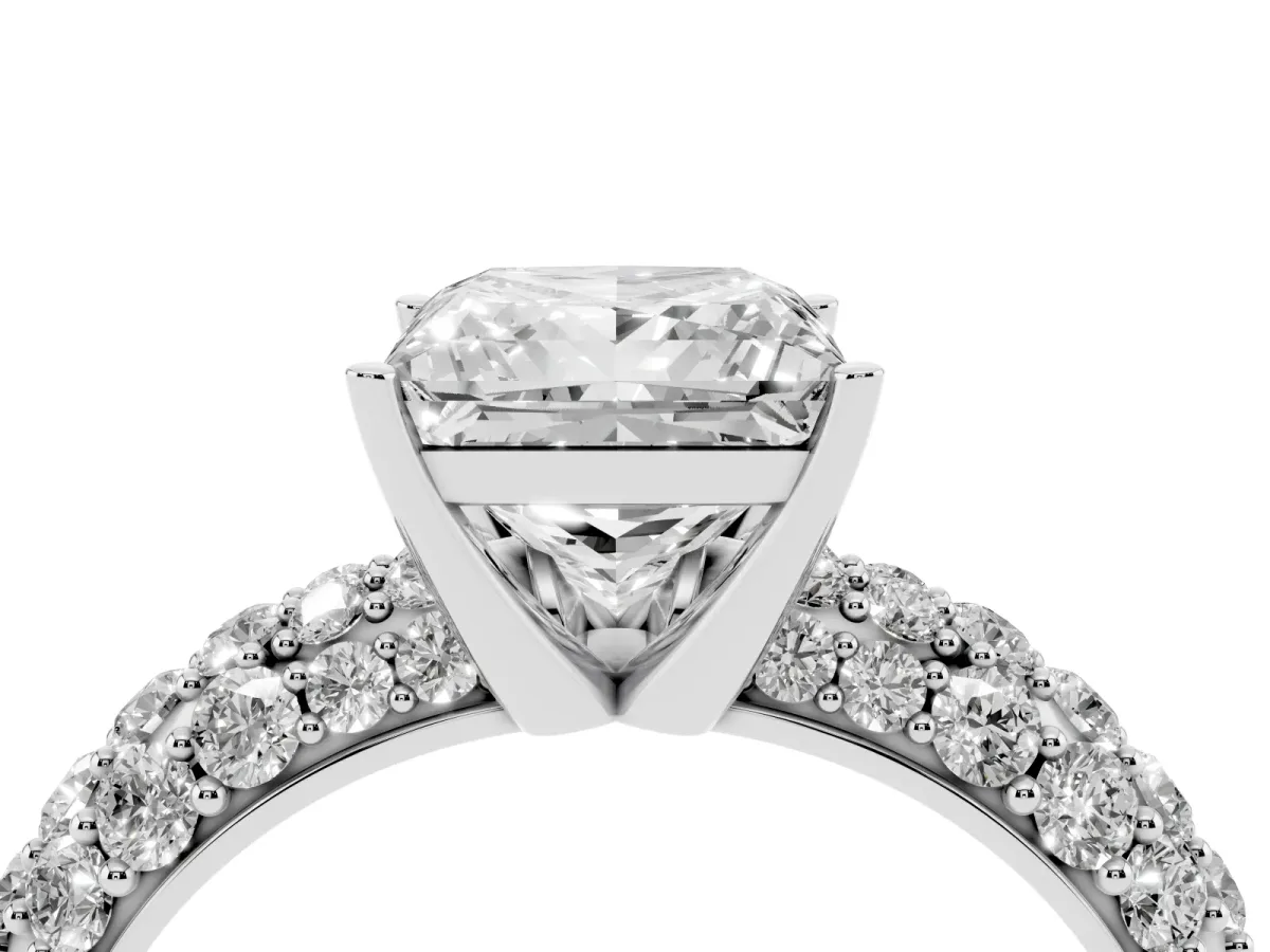 Princess Cut Diamond Pavé Band Solitaire Ring with Four-Prong Setting Platinum