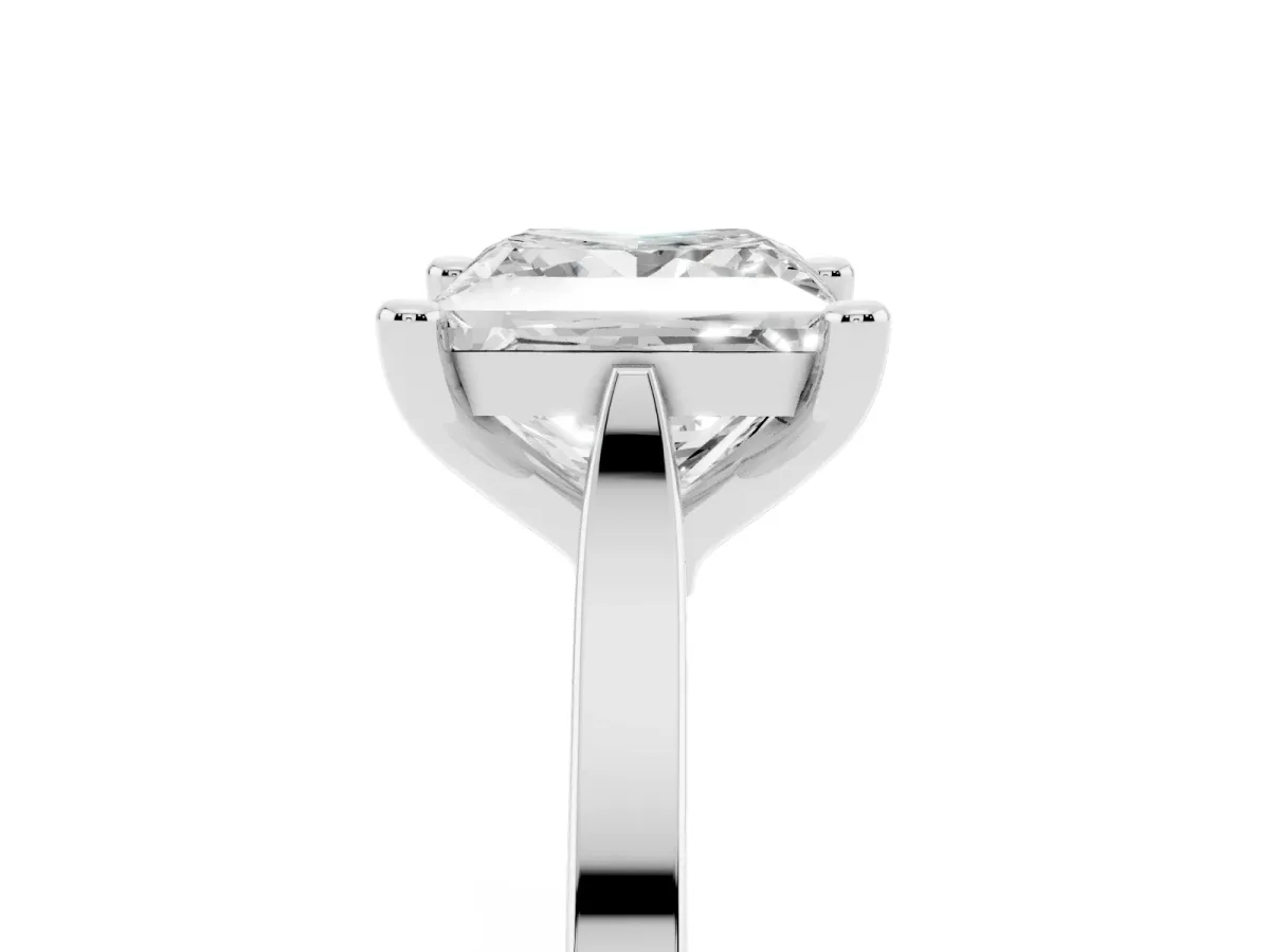 Princess Cut Solitaire Diamond Ring with Four-Prong Setting and Tapered Band Silver