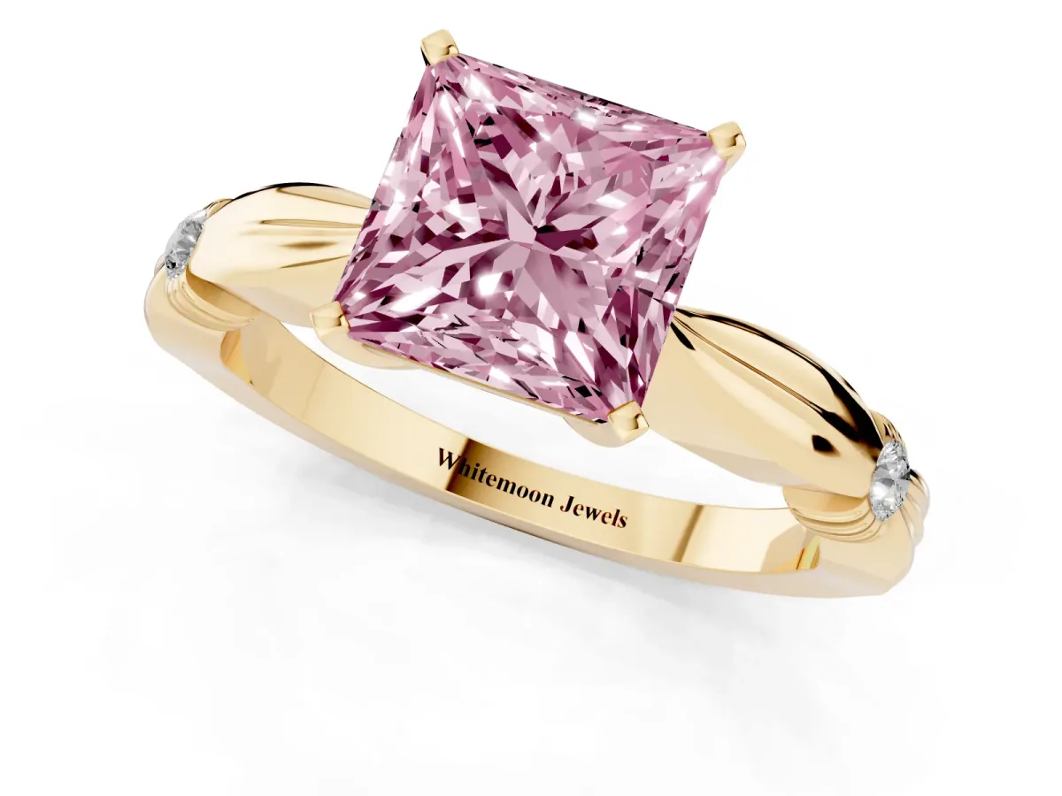 Fancy Pink Princess Cut Solitaire Diamond Twisted Band with Four-Prong Setting Yellow gold