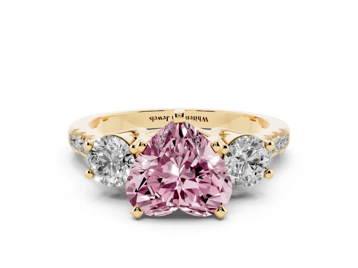 Fancy Pink Three-Stone Heart Cut Diamond Pavé Band with Four-Prong Setting Yellow gold
