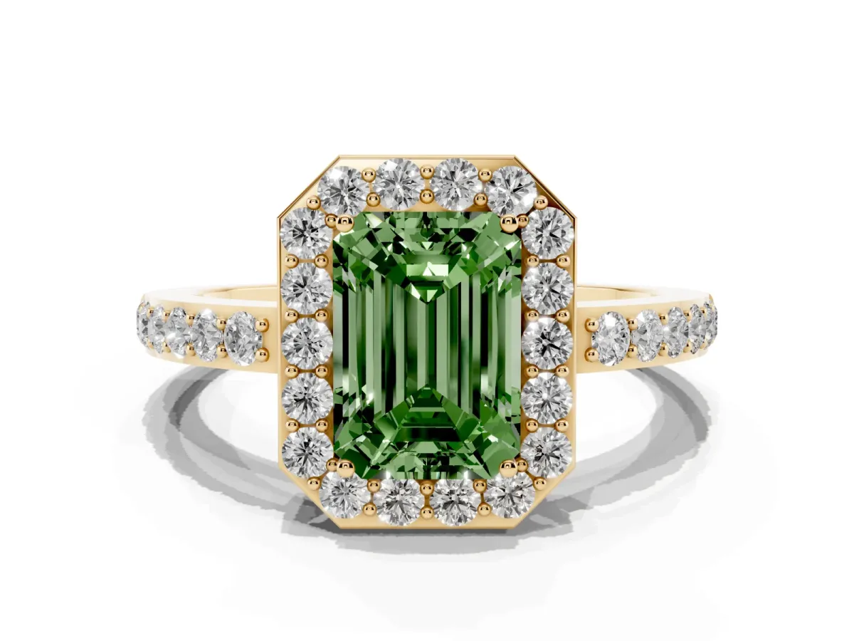 Fancy Green Emerald Cut Halo Diamond Pavé Band Ring with Prong Setting Yellow gold