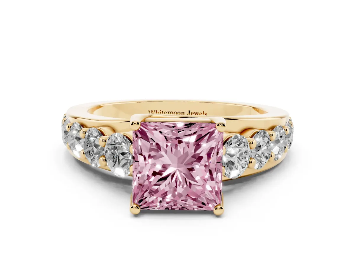 Fancy Pink Princess Cut Diamond Engagement Ring with Pavé Band and Four-Prong Setting Yellow gold