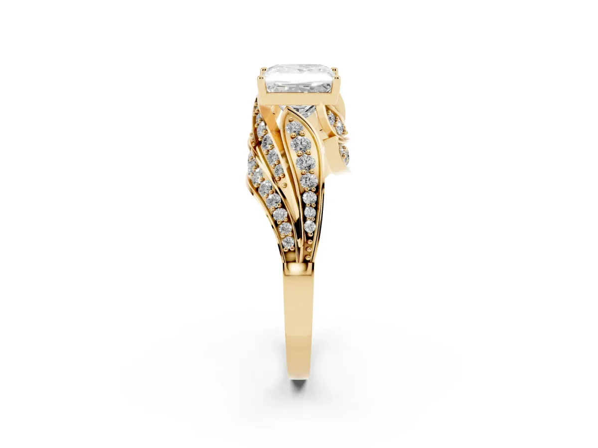 Princess Cut Diamond Solitaire Ring with Prong Setting and Twisted Pavé Band Yellow gold