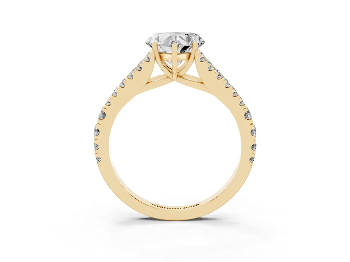 Heart Cut Diamond Split Shank Pavé Engagement Ring with Four-Prong Setting Yellow gold