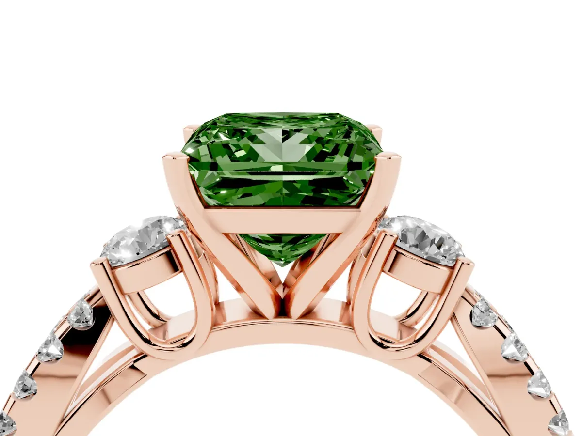 Fancy Green Princess Cut Diamond Three-Stone Ring with Pavé Split Shank and Four-Prong Setting Rose gold