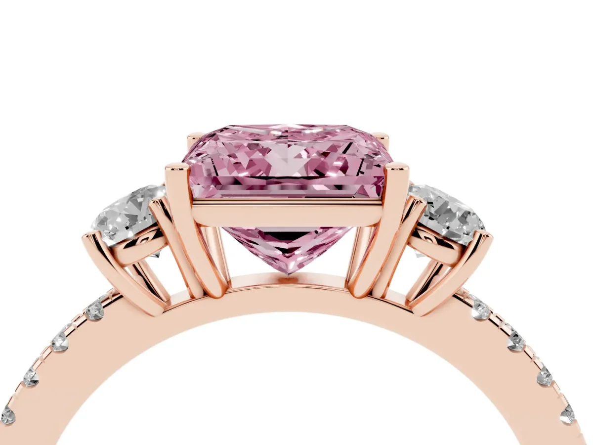 Fancy Pink Three-Stone Princess Cut Cut Diamond Pavé Band with Prong Setting Rose gold