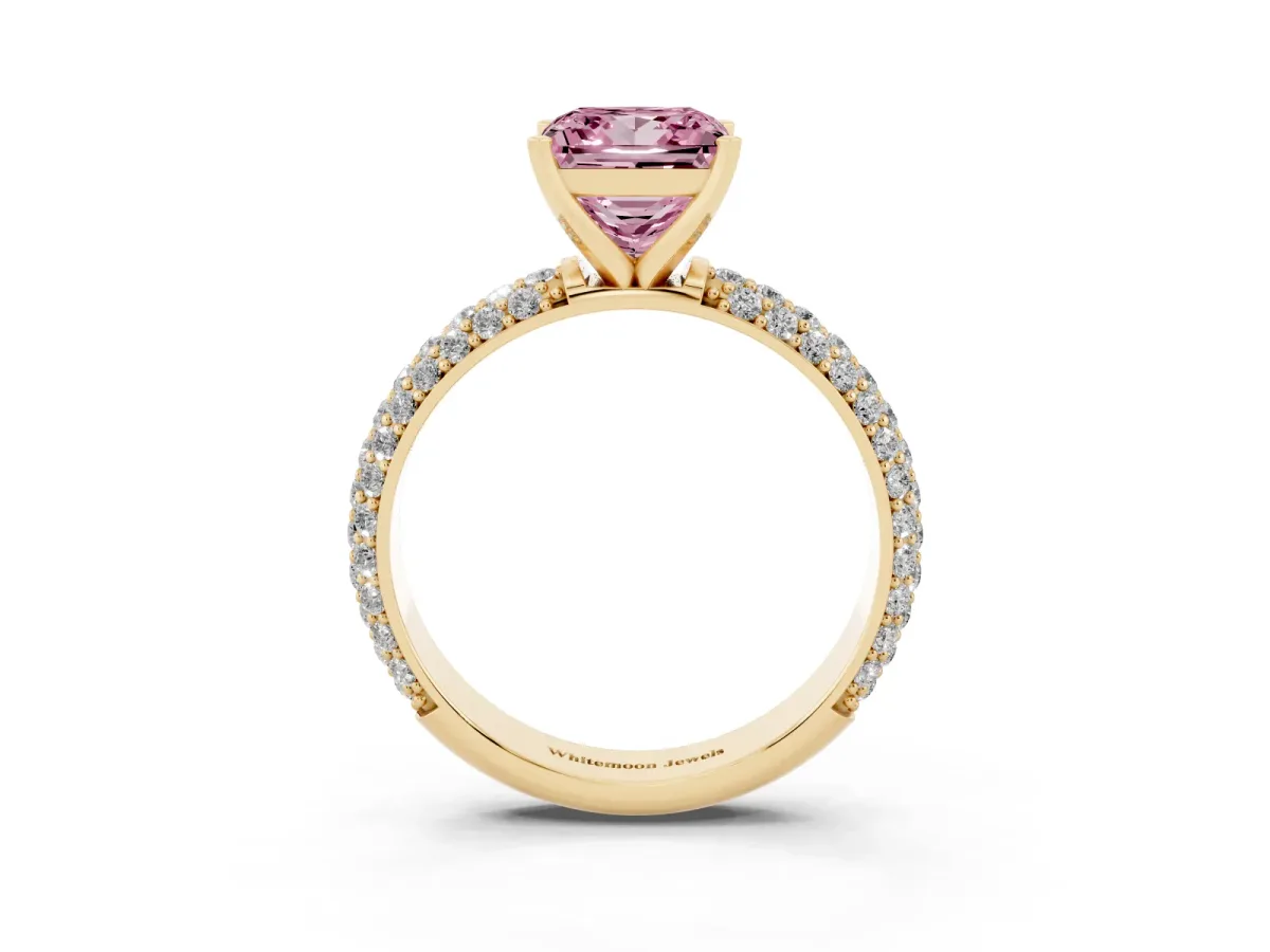 Fancy Pink Princess Cut Diamond Solitaire Ring with Prong Setting and Pavé Band Yellow gold