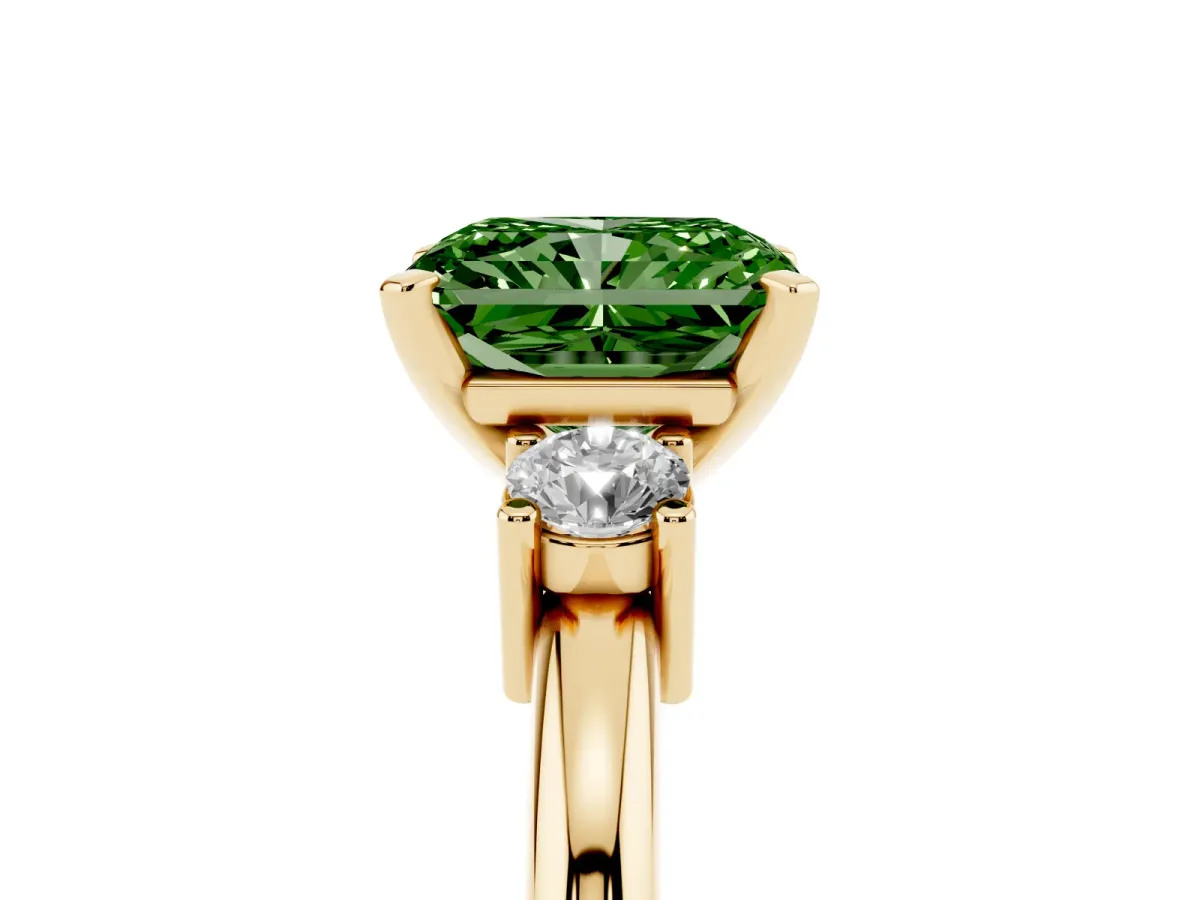 Fancy Green Three-Stone Radiant Cut Cut Diamond Solitaire with Prong Setting and Classic Band Yellow gold