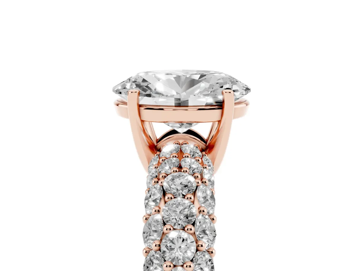 Oval Cut Diamond Pavé Band Solitaire Ring with Four-Prong Setting Rose gold