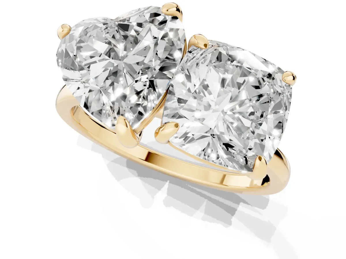 Cushion and Heart Toi Moi Ring with Prong Setting and Plain Band Yellow gold