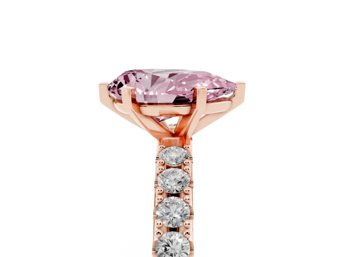 Fancy Pink Pear Cut Diamond Solitaire Pavé Band with Four-Prong Setting Rose gold