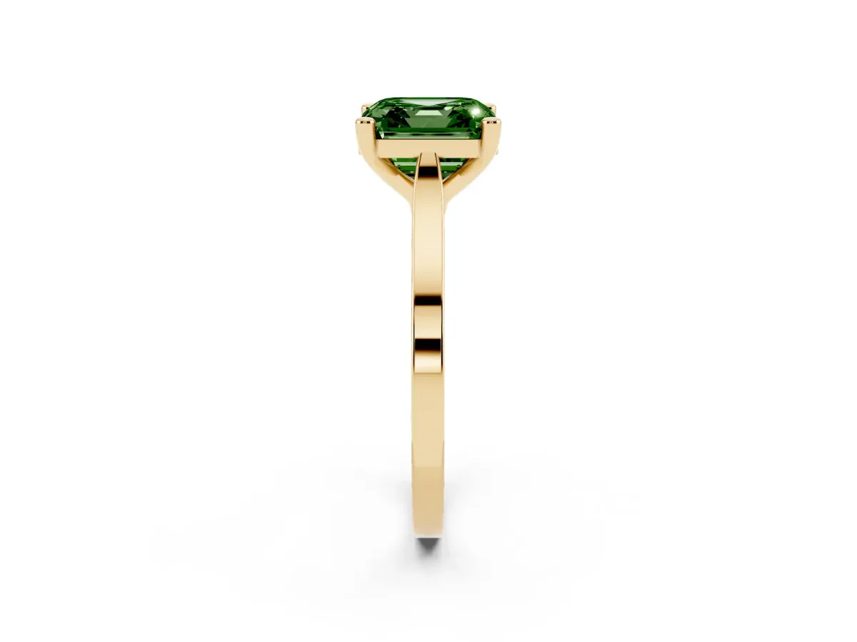 Fancy Green Asscher Cut Solitaire Diamond Ring with Four-Prong Setting and Tapered Band Yellow gold