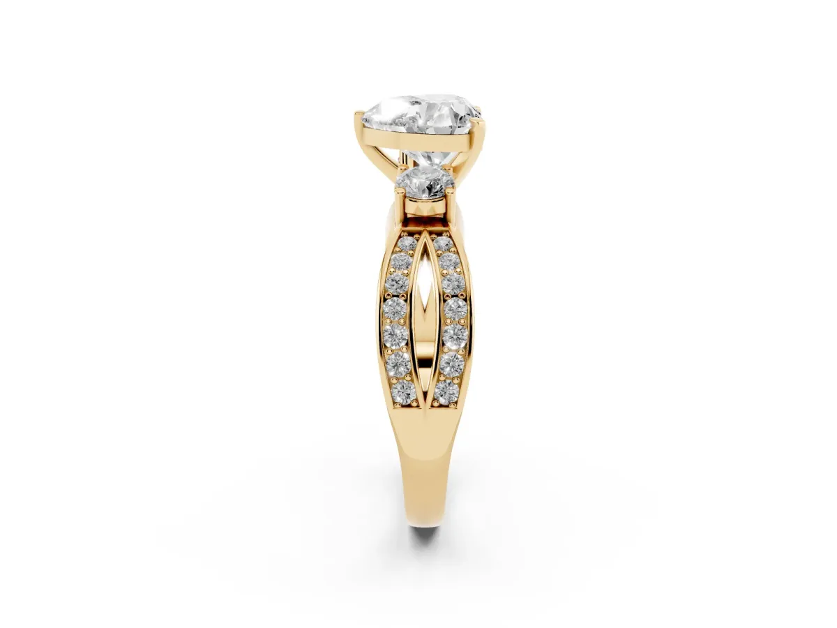 Three-Stone Heart Cut Cut Diamond Twist Band with Prong Setting Yellow gold