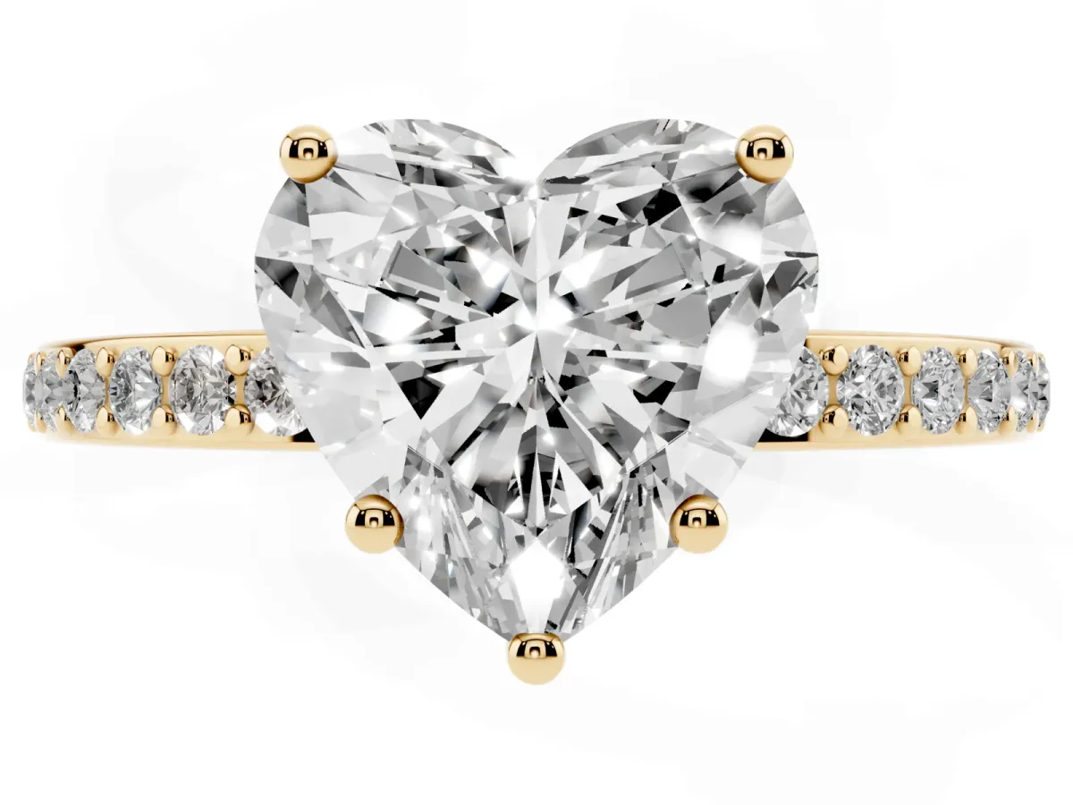 Heart Cut Cut Diamond Pavé Band Ring with Four-Prong Setting Yellow gold