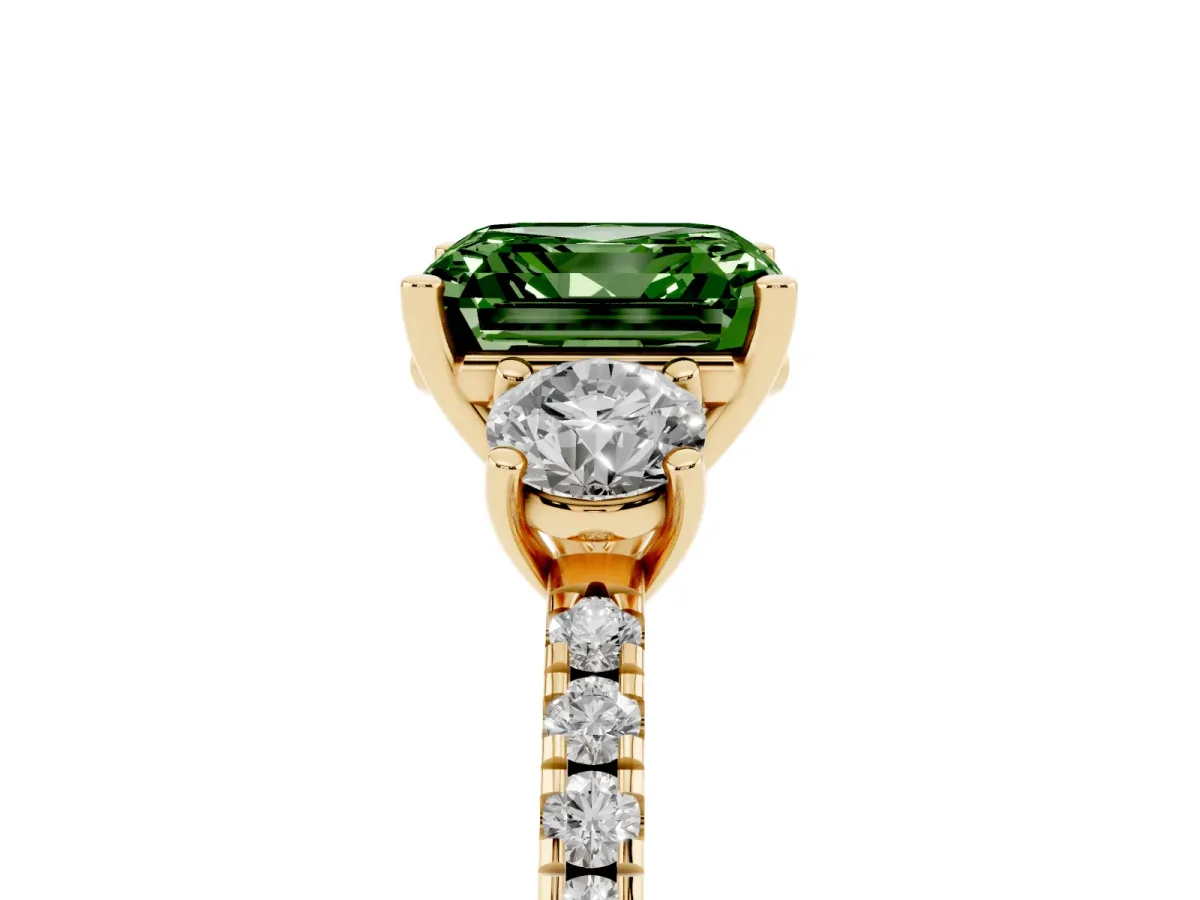Fancy Green Three-Stone Asscher Cut Cut Diamond Pavé Band with Prong Setting Yellow gold