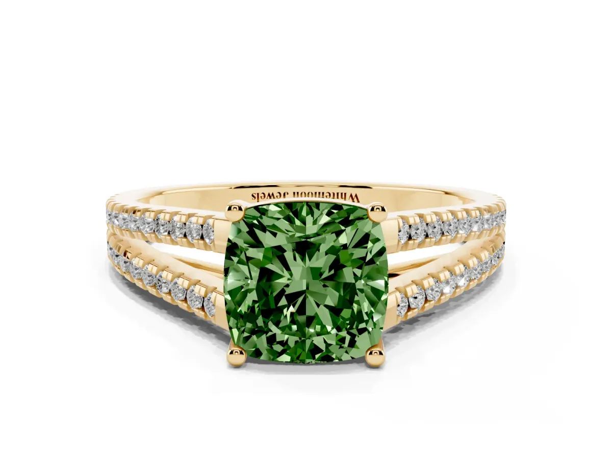 Fancy Green Cushion Cut Diamond Solitaire Engagement Ring with Split Shank Pavé Band Yellow gold