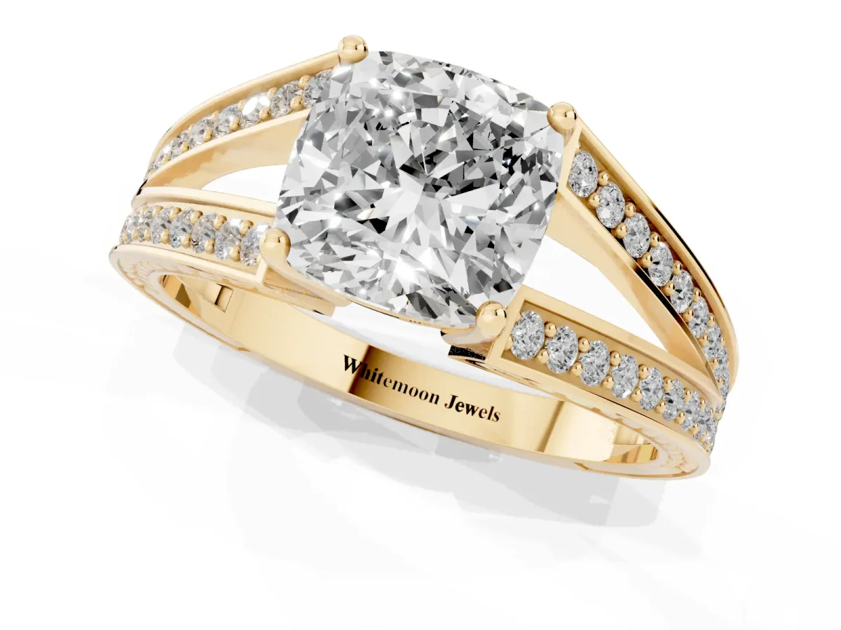 Cushion Cut Diamond Split Shank Ring with Pavé Band and Four-Prong Setting Yellow gold