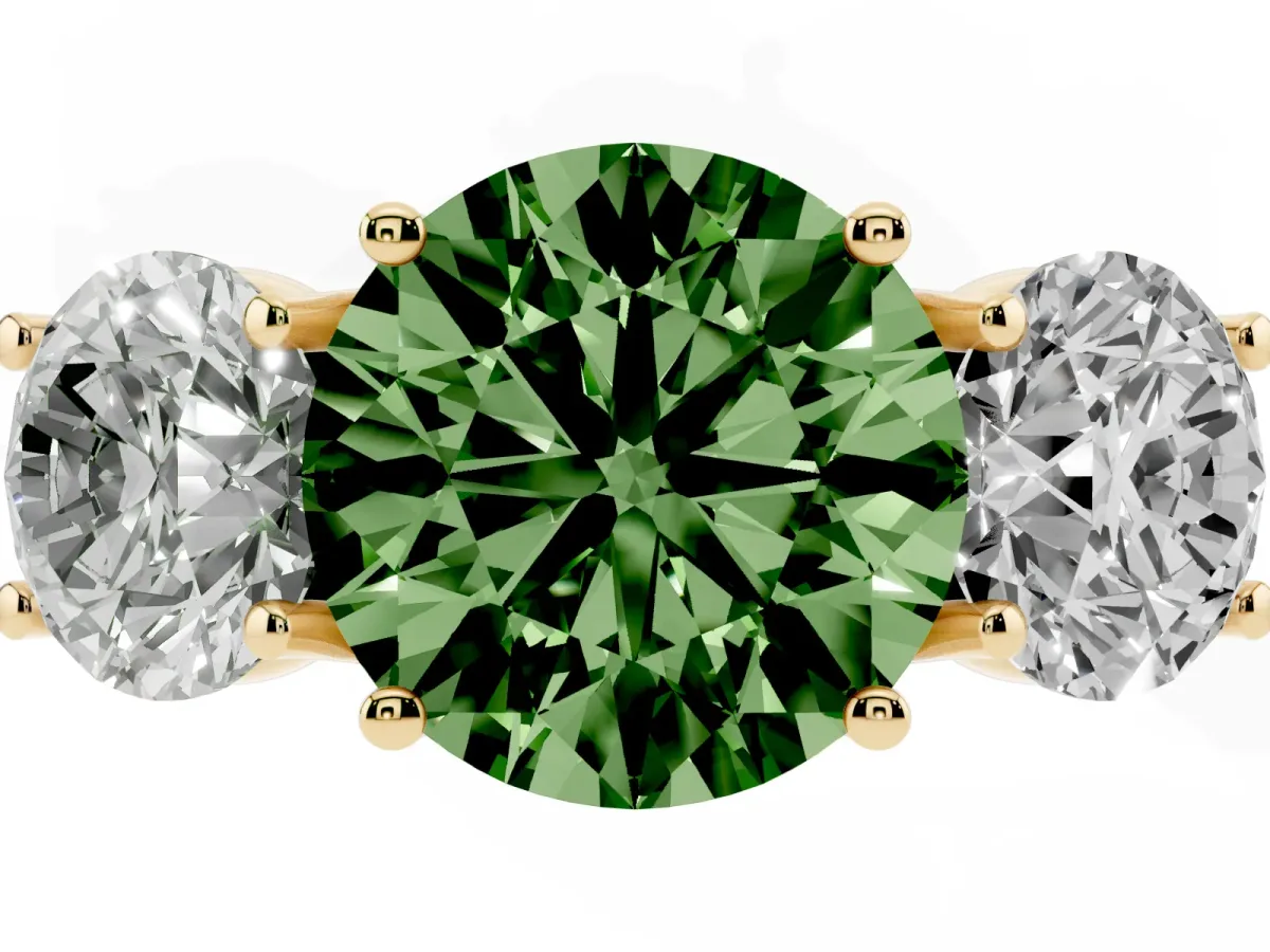 Fancy Green Three-Stone Round Cut Diamond Pavé Band with Prong Setting Yellow gold