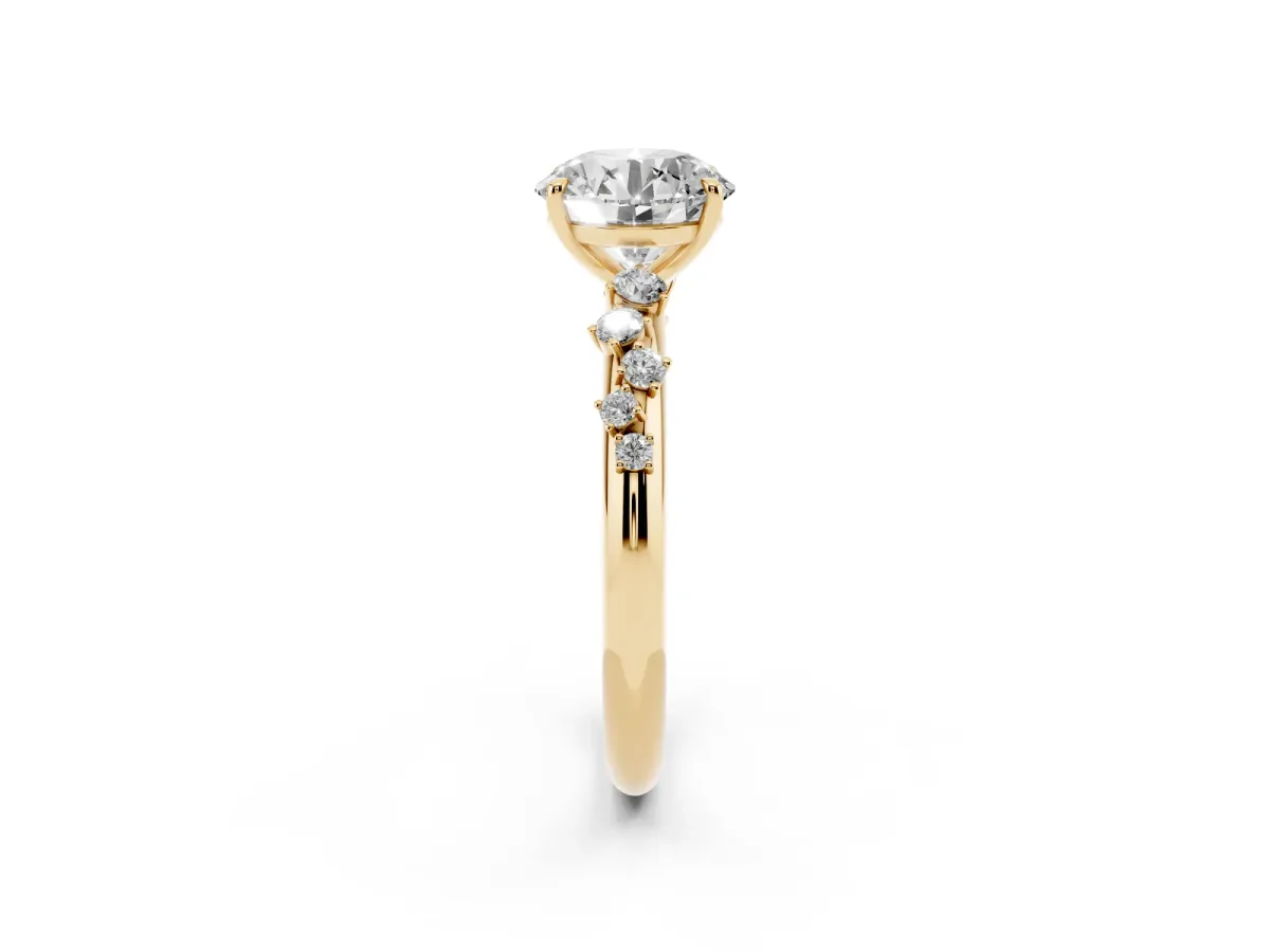 Round Cut Diamond Cluster Prong-Set Solitaire Ring Yellow gold