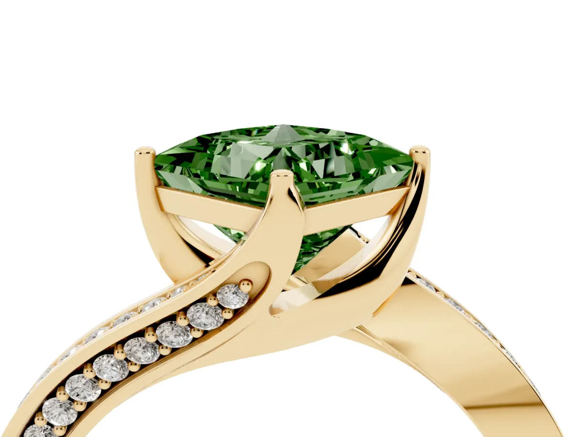 Fancy Green Princess Cut Solitaire Diamond Twist Band with Pavé Setting and Four-Prong Setting Yellow gold