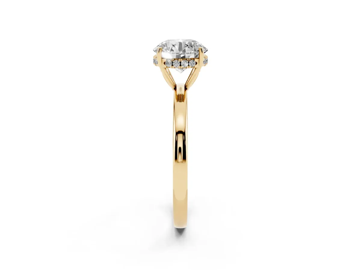 Round Cut Solitaire Diamond Ring with Prong Setting and Plain Band Yellow gold