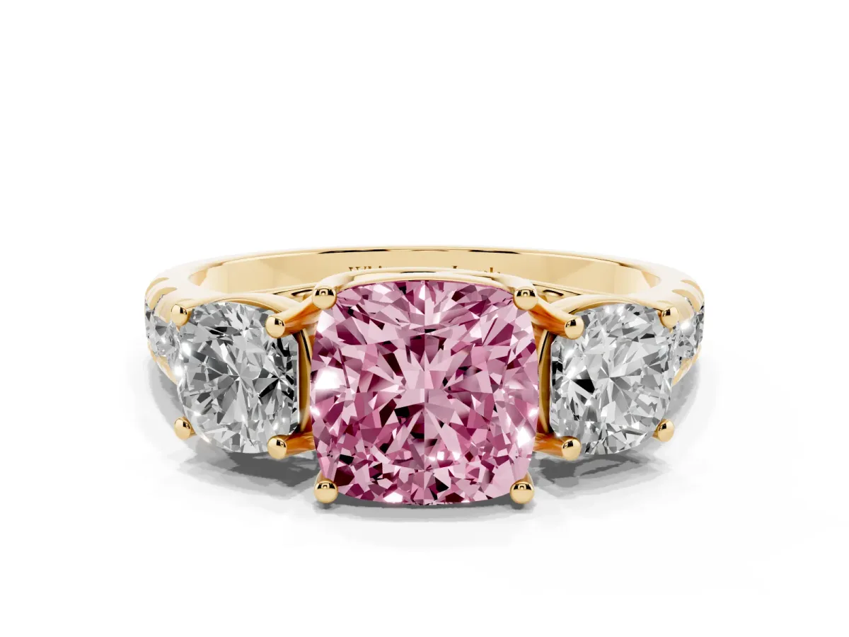 Fancy Pink Three-Stone Cushion Cut Diamond Pavé Band with Prong Setting Yellow gold