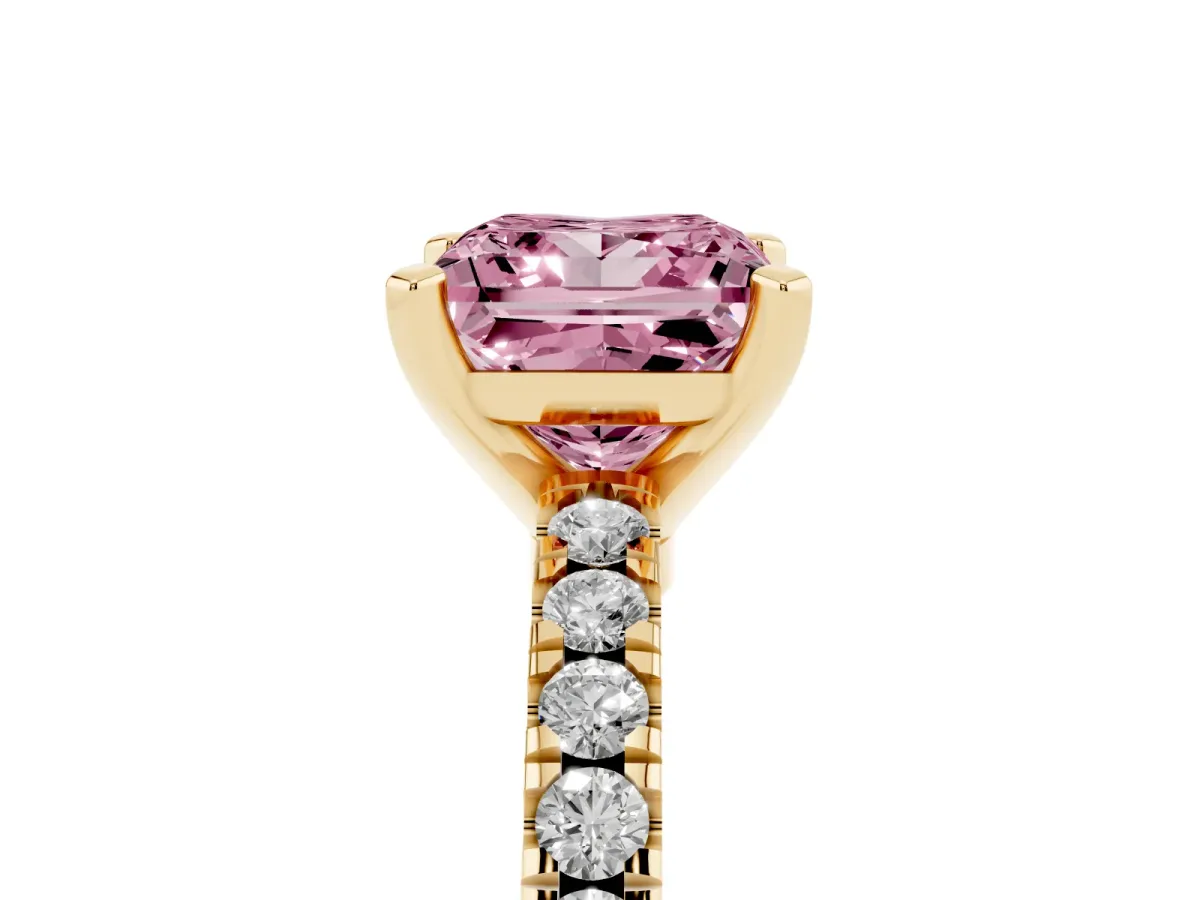 Fancy Pink Princess Cut Solitaire Diamond with Pavé Band and Four-Prong Setting Yellow gold