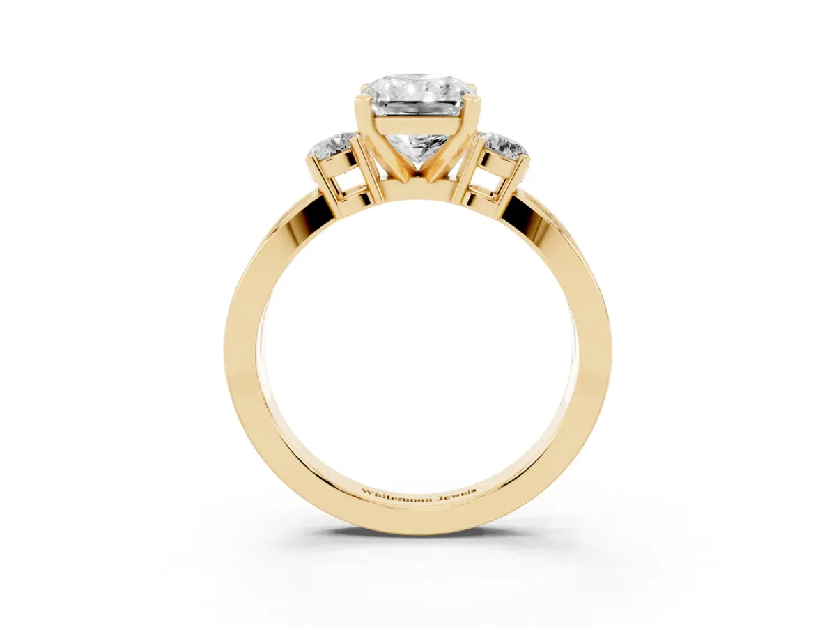 Three-Stone Radiant Cut Cut Diamond Twist Band with Prong Setting Yellow gold