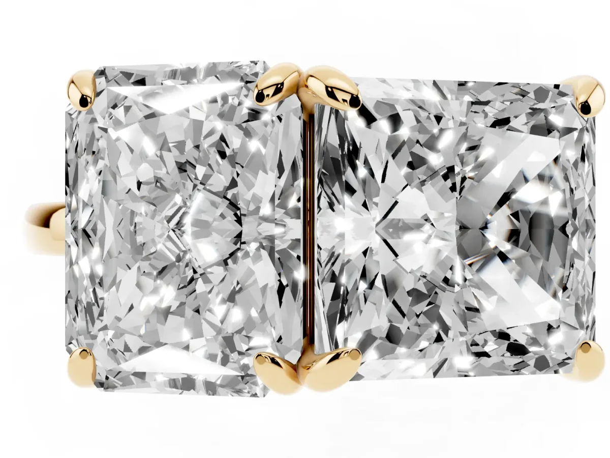 Radiant and Princess Toi Moi Ring with Prong Setting and Plain Band Yellow gold