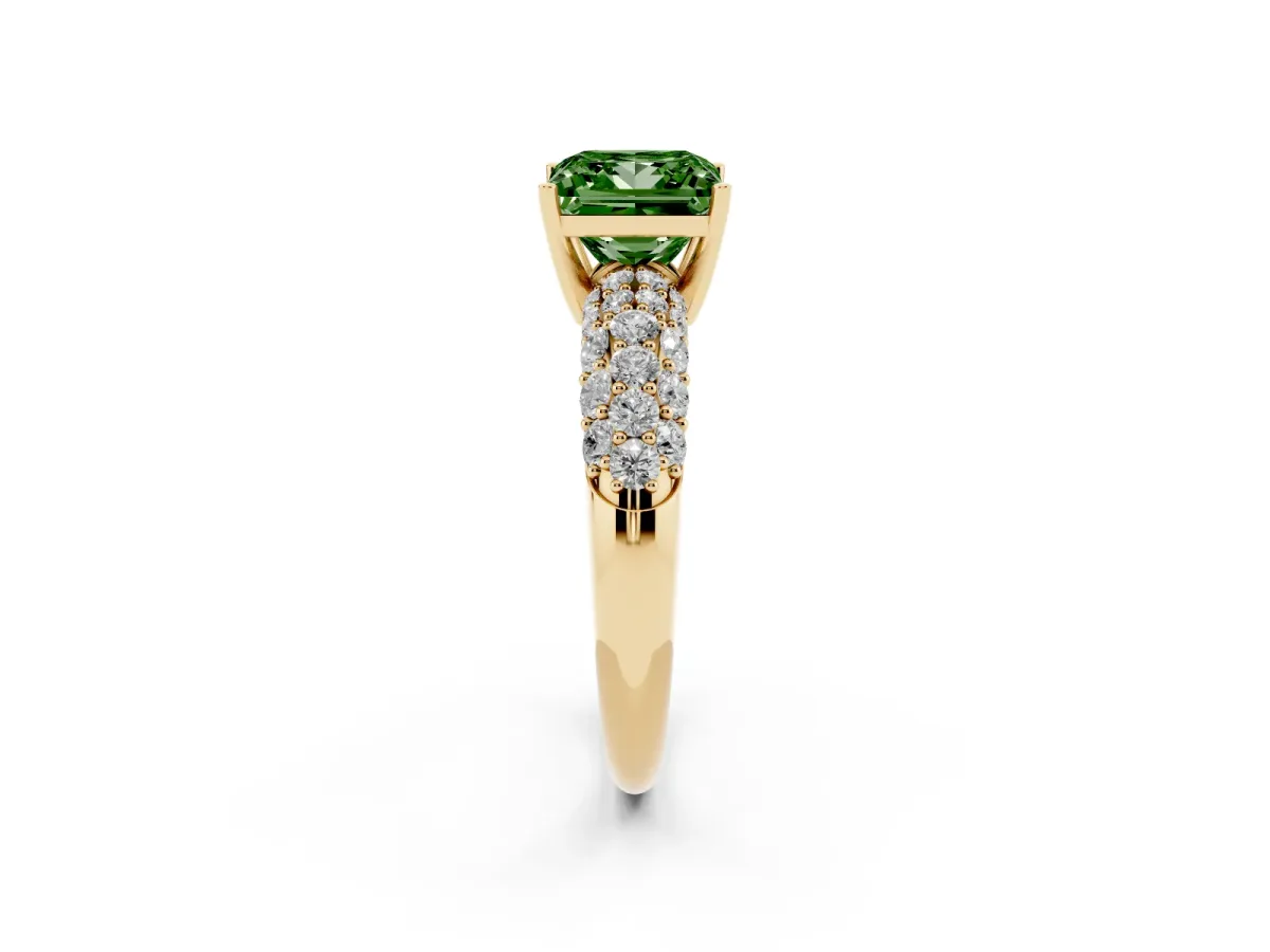 Fancy Green Princess Cut Diamond Pavé Band Solitaire Ring with Four-Prong Setting Yellow gold