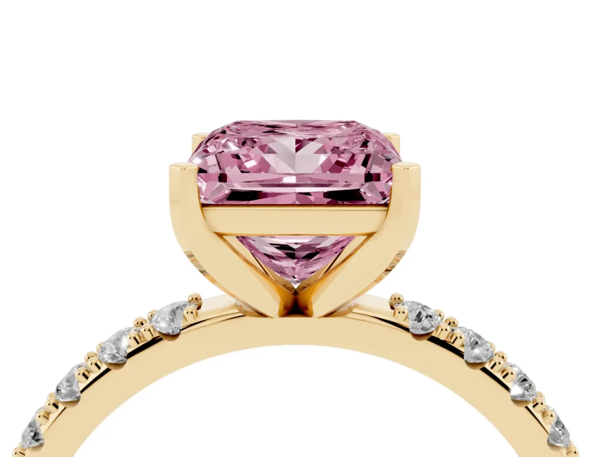 Fancy Pink Princess Cut Diamond Solitaire Pavé Band with Four-Prong Setting Yellow gold