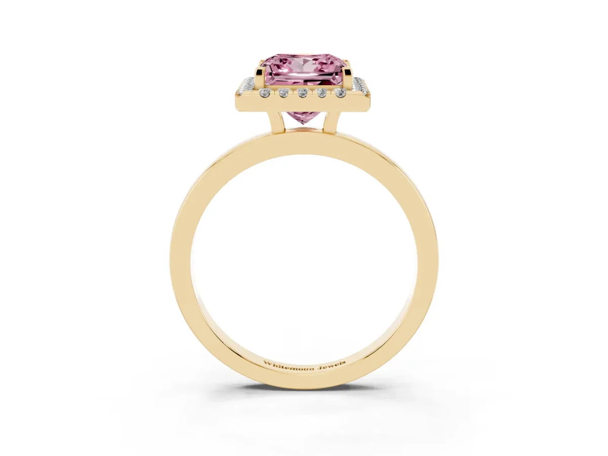 Fancy Pink Princess Cut Halo Diamond Solitaire with Pavé Band and Four-Prong Setting Yellow gold