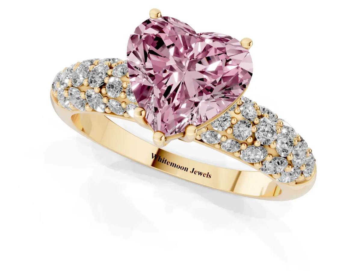 Fancy Pink Heart Cut Diamond Pavé Band Solitaire Ring with Four-Prong Setting Yellow gold